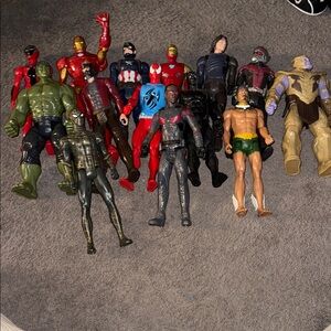 Superhero Action Figure Set - Multicolor